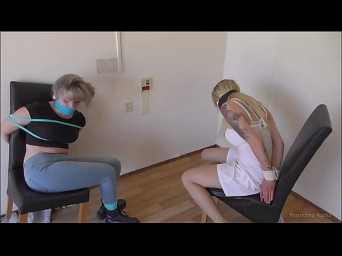 ❤️ Avhengig / bundet opp og kneblet / jente i nød Hjemmelaget porno hos oss no.sayhentai.ru ﹏