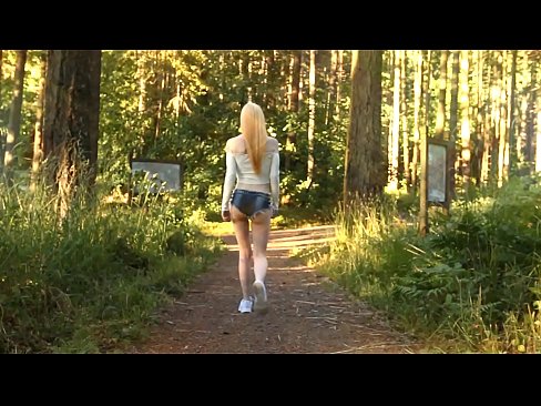 ❤️ Vakker kvinne beveger seg sakte, ikke nakenvideo Hjemmelaget porno hos oss no.sayhentai.ru ﹏